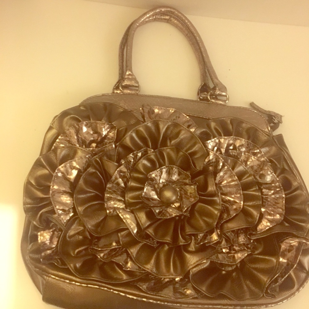 Silver flower purse